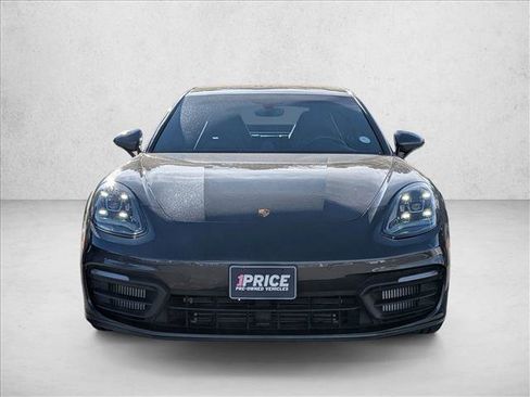 Used 2022 Porsche Panamera 4 image 2