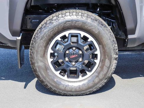 Certified 2024 Toyota Tacoma TRD Off-Road w/ TRD Off Road Premium Package AWD/4WD image 9