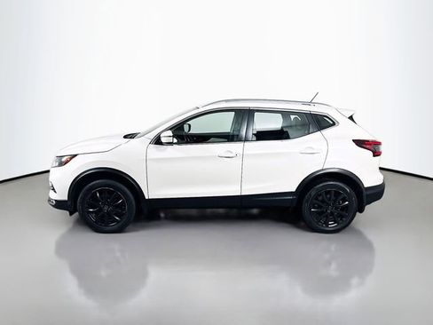 Used 2021 Nissan Rogue Sport SV image 9
