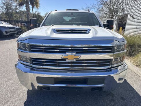 Used 2018 Chevrolet Silverado 3500 W/T w/ WT Convenience Package image 8