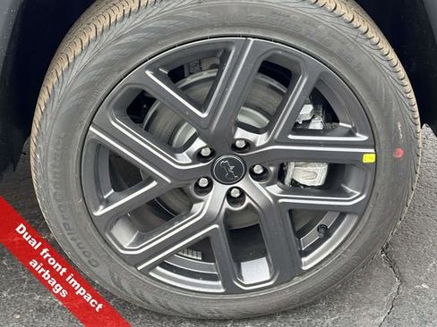 New 2026 Jeep Compass Limited image 34