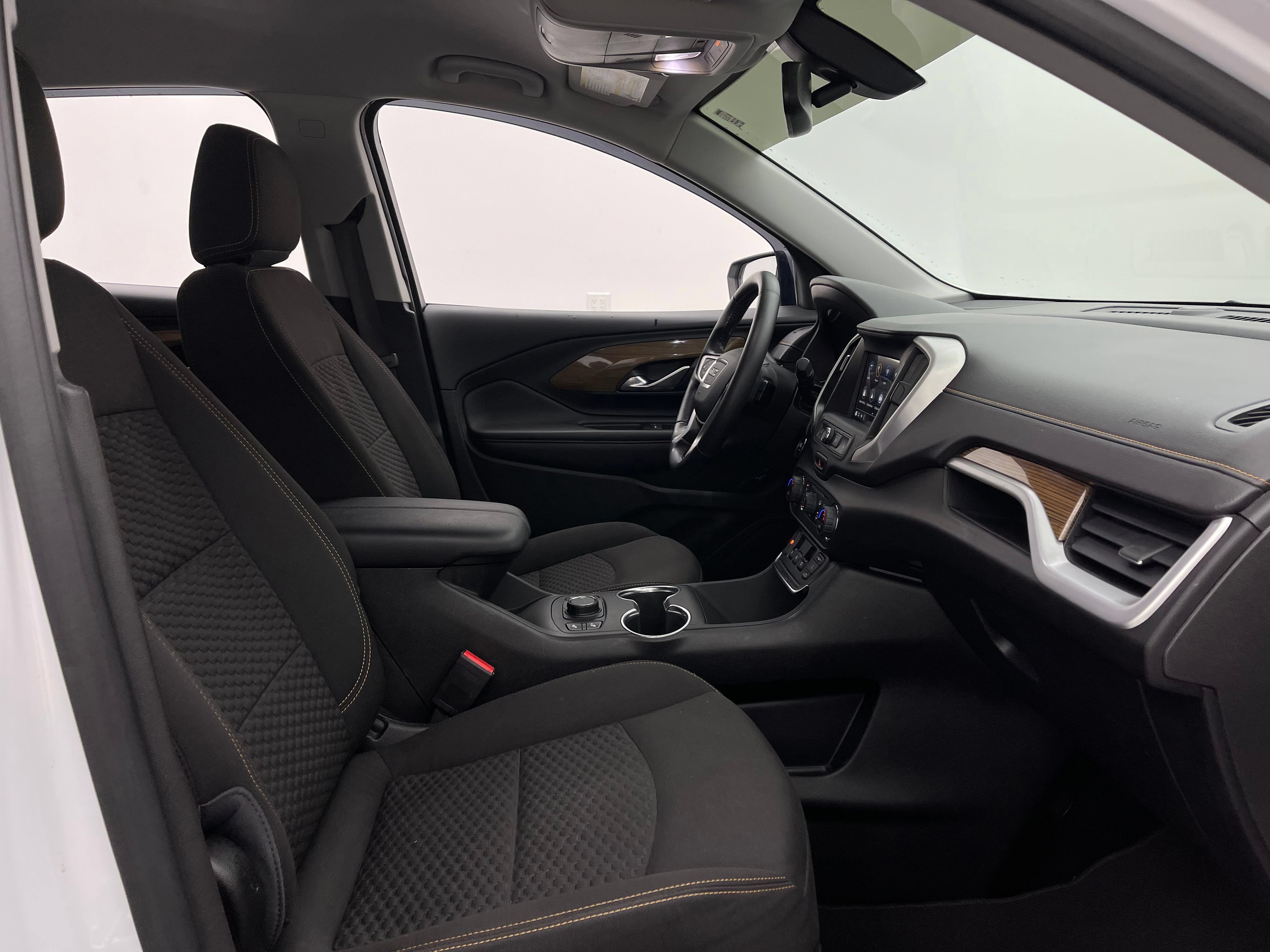 Used 2018 GMC Terrain SLE w/ Driver Convenience Package FWD image 31