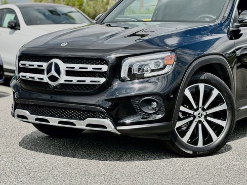 Certified 2022 Mercedes-Benz GLB 250 4MATIC image 3