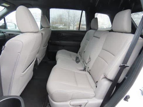 Certified 2023 Honda Passport EX-L image 13