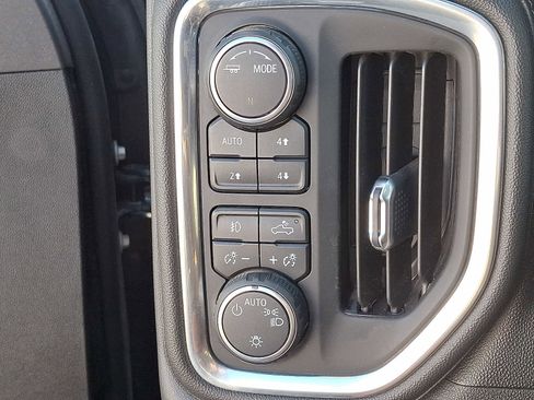 Used 2020 Chevrolet Silverado 1500 LT Trail Boss w/ Convenience Package image 25