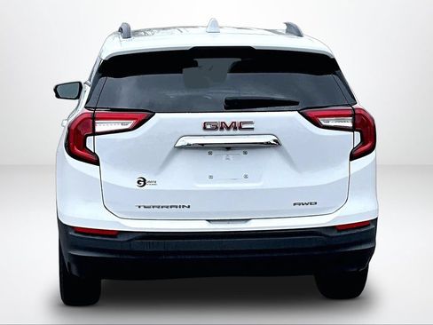 Used 2023 GMC Terrain SLE w/ Driver Convenience Package AWD/4WD image 5