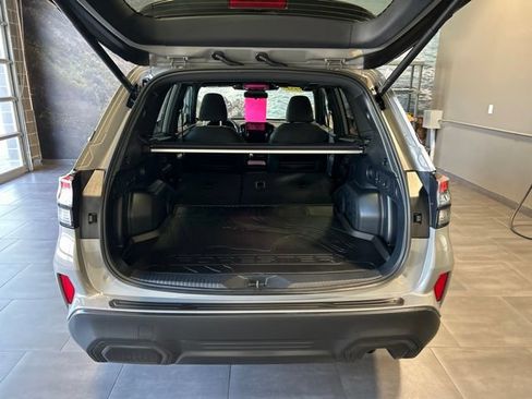 Used 2026 Subaru Forester Premium AWD/4WD image 34