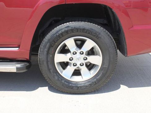 Used 2012 Toyota 4Runner SR5 AWD/4WD image 36