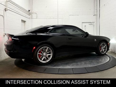Used 2024 Dodge Charger Daytona Scat Pack w/ Plus Group AWD/4WD image 8