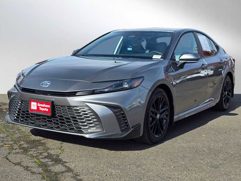 Certified 2026 Toyota Camry SE FWD image 8