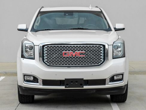 Used 2015 GMC Yukon Denali w/ Open Road Package RWD image 16