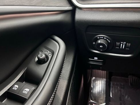 New 2026 Jeep Grand Cherokee L Limited AWD/4WD image 21