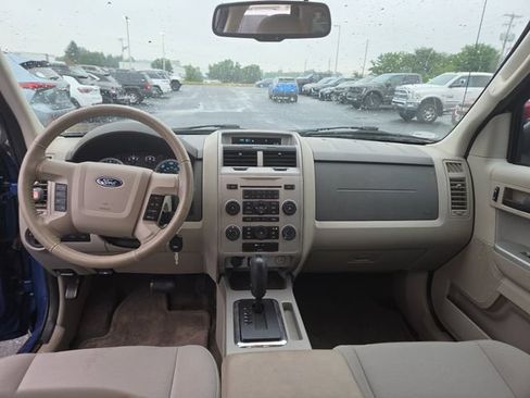 Used 2012 Ford Escape XLT FWD image 6