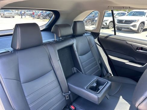Used 2023 Toyota RAV4 XLE Premium image 41