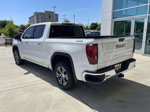 Used 2025 GMC Sierra 1500 SLT AWD/4WD image 8