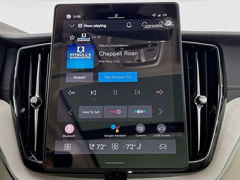 New 2026 Volvo XC60 T8 Ultra w/ Protection Package Premier image 15