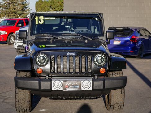 Used 2013 Jeep Wrangler Unlimited Sahara w/ Max Tow Pkg image 2