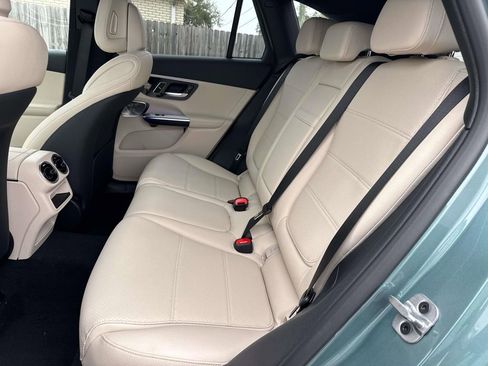 New 2026 Mercedes-Benz GLC 300 4MATIC image 7