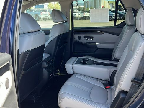 Used 2023 Honda Pilot EX-L image 13