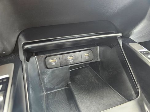 Used 2022 Kia Sorento S w/ Panoramic Sunroof Package FWD image 30