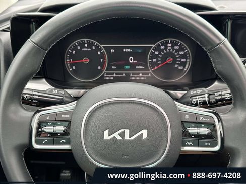 Certified 2023 Kia Sorento S w/ Panoramic Sunroof Package FWD image 21
