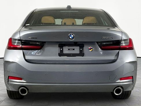 Certified 2025 BMW 330i xDrive Sedan w/ Convenience Package image 7