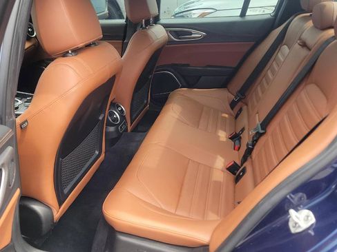 Used 2021 Alfa Romeo Giulia Ti Sport image 4