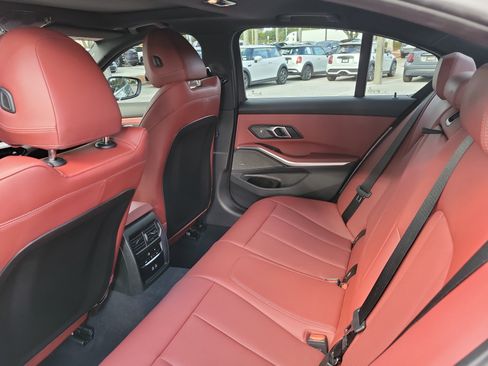Used 2025 BMW 330i Sedan w/ Premium Package RWD image 14