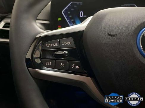 Used 2025 BMW i4 xDrive40i image 36