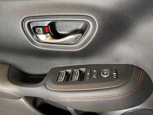 Used 2024 Honda HR-V Sport image 18