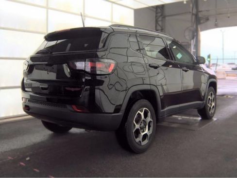 Used 2022 Jeep Compass Trailhawk w/ Trailhawk Elite Group AWD/4WD image 4