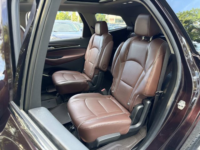 Used 2021 Buick Enclave Avenir w/ Avenir Technology Package AWD/4WD image 29