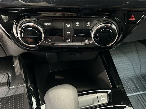 New 2025 Chevrolet Trax RS w/ Driver Confidence Package image 19