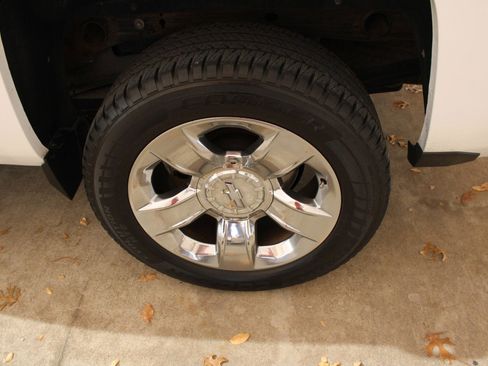 Used 2015 Chevrolet Silverado 1500 LTZ w/ Texas Edition, 1LZ Trim image 22