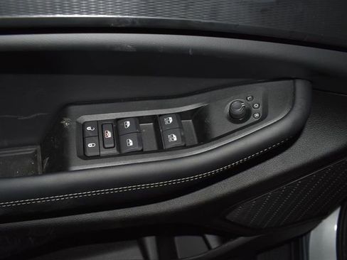 New 2025 Jeep Grand Cherokee Altitude w/ MOPAR Finishing Package image 13