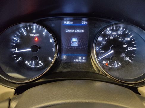 Used 2022 Nissan Rogue Sport SV image 23