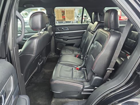 Used 2017 Ford Explorer Sport image 26
