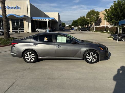 Used 2023 Nissan Altima 2.5 S image 25