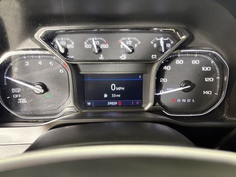 Used 2022 GMC Sierra 1500 Elevation image 25