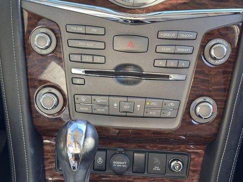 Used 2017 Nissan Armada Platinum w/ Captain Seat Package image 38