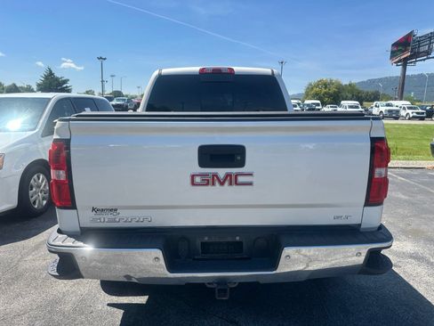 Used 2015 GMC Sierra 1500 SLT w/ SLT Crew Cab Value Package AWD/4WD image 5