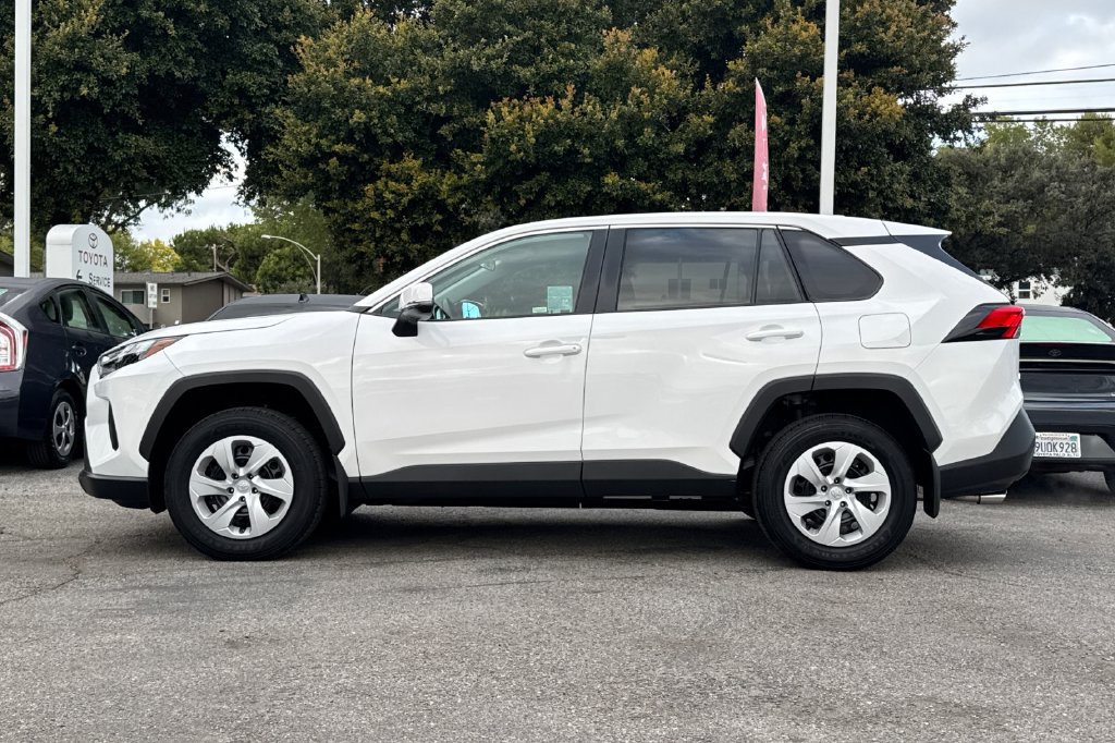 Certified 2024 Toyota RAV4 LE FWD image 6