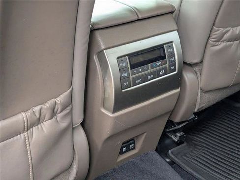 Used 2020 Lexus GX 460 Premium image 19