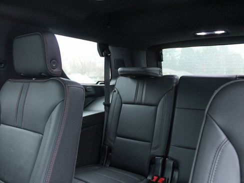 Used 2023 Chevrolet Tahoe RST w/ RST Performance Edition image 35