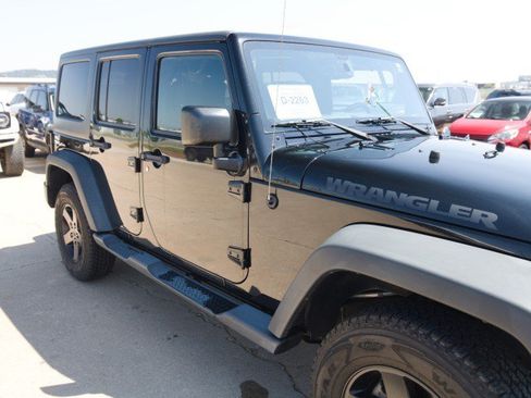 Used 2016 Jeep Wrangler Unlimited Sport AWD/4WD image 10