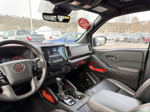 Used 2024 Nissan Frontier PRO-4X w/ Pro Premium Package image 14