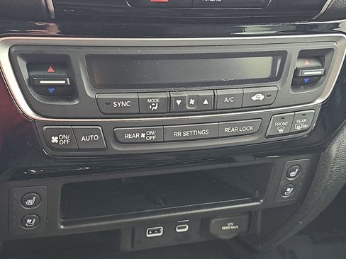 Certified 2024 Honda Passport Black Edition image 24