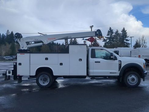 New 2024 Ford F550 4x4 Regular Cab Super Duty image 6