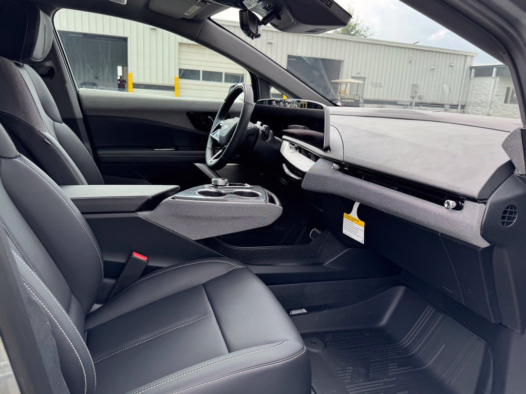 New 2027 Cadillac Optiq Sport RWD image 32