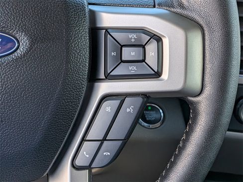 Used 2017 Ford F150 Lariat image 24